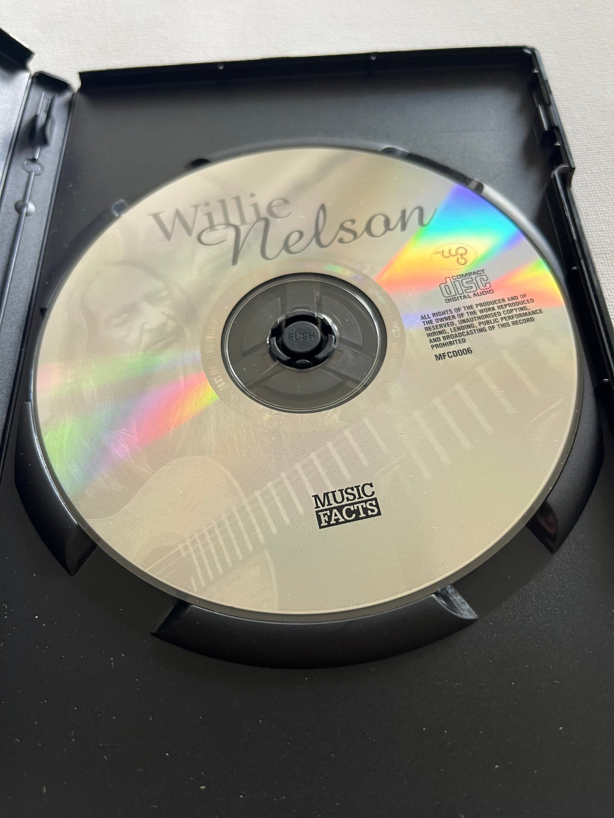 Willie Nelson – DVD + CD Set | Classic Country Music Collection