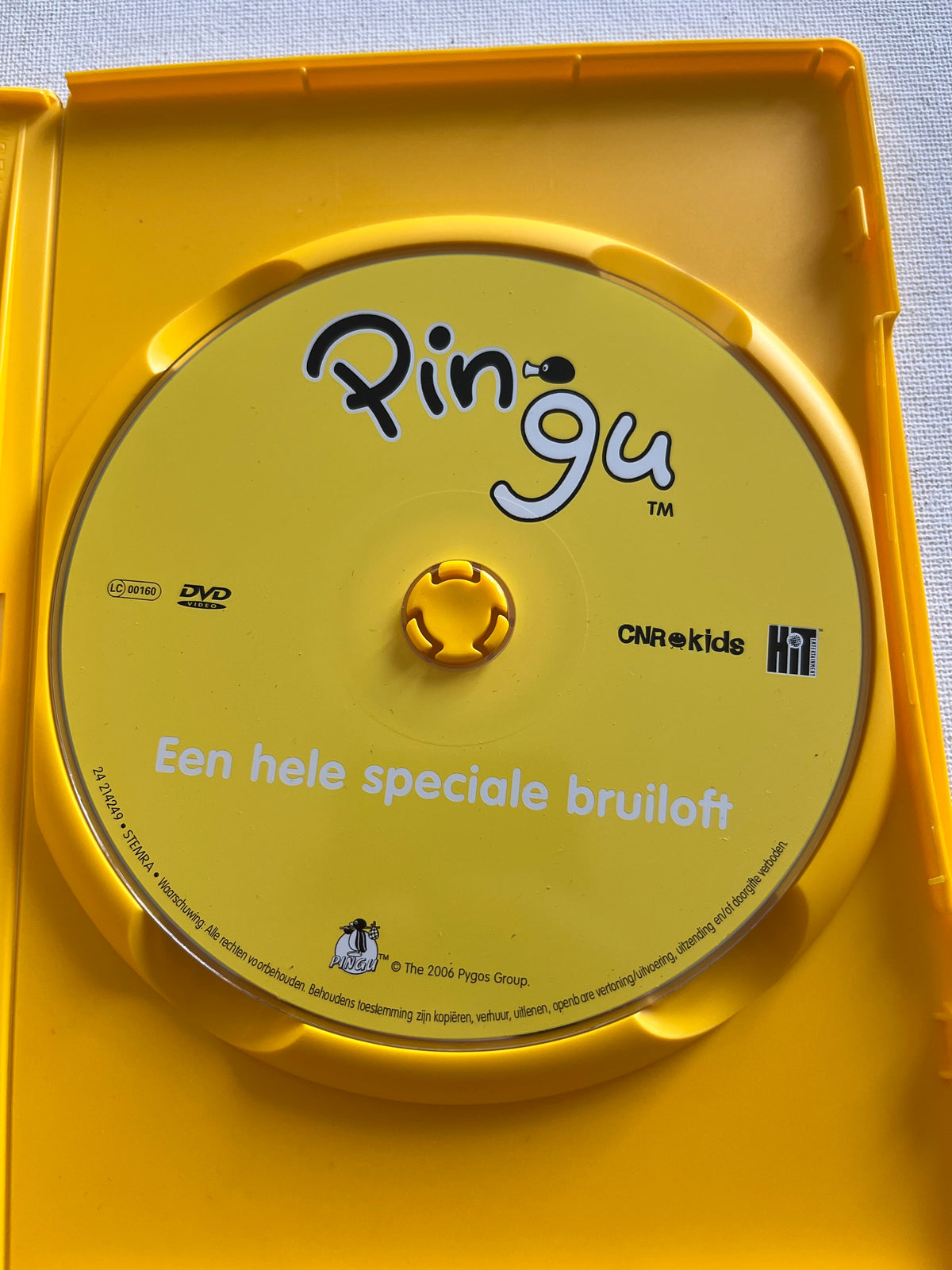 Pingu: A Very Special Wedding – DVD | Pingu