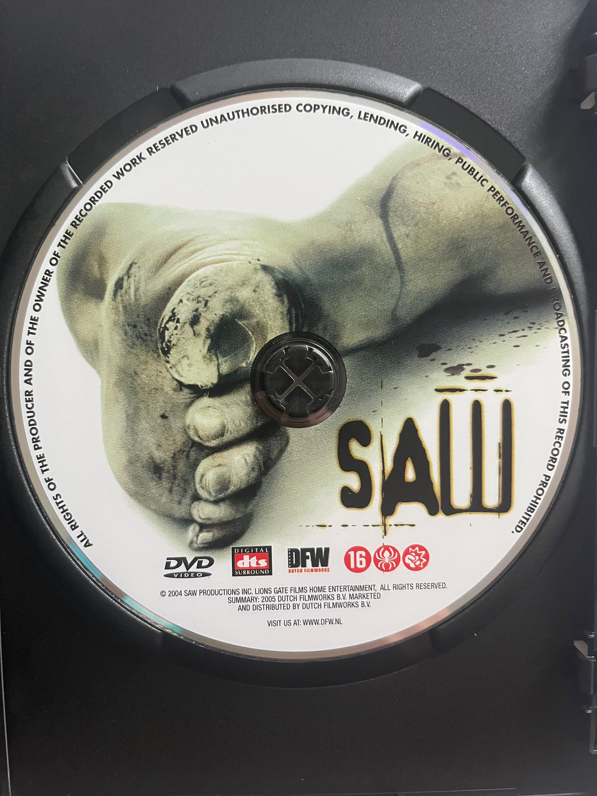 Saw – DVD (2004) | Cary Elwes & Leigh Whannell