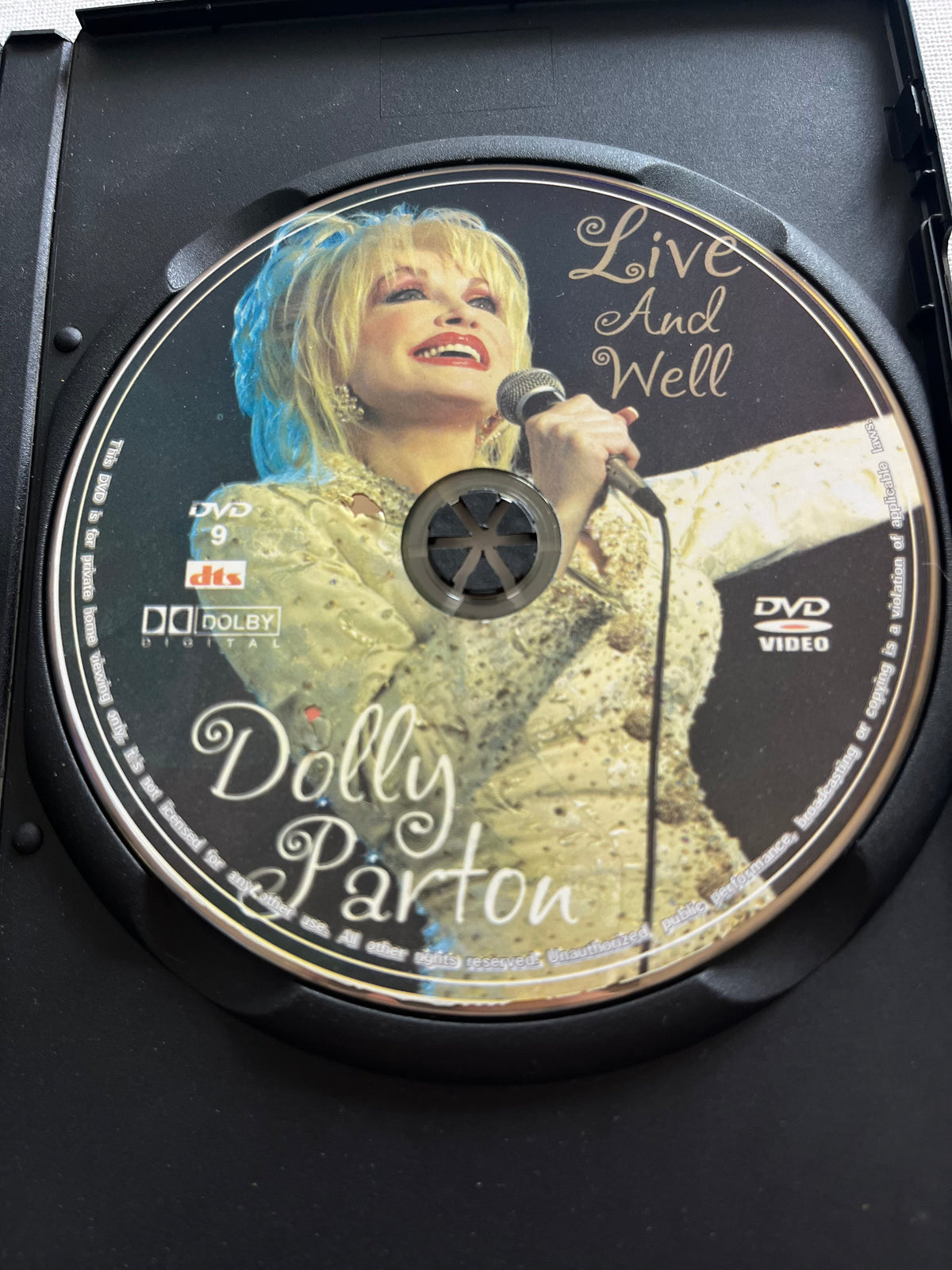 Dolly Parton – Live and Well – DVD (2004) | Live Concert
