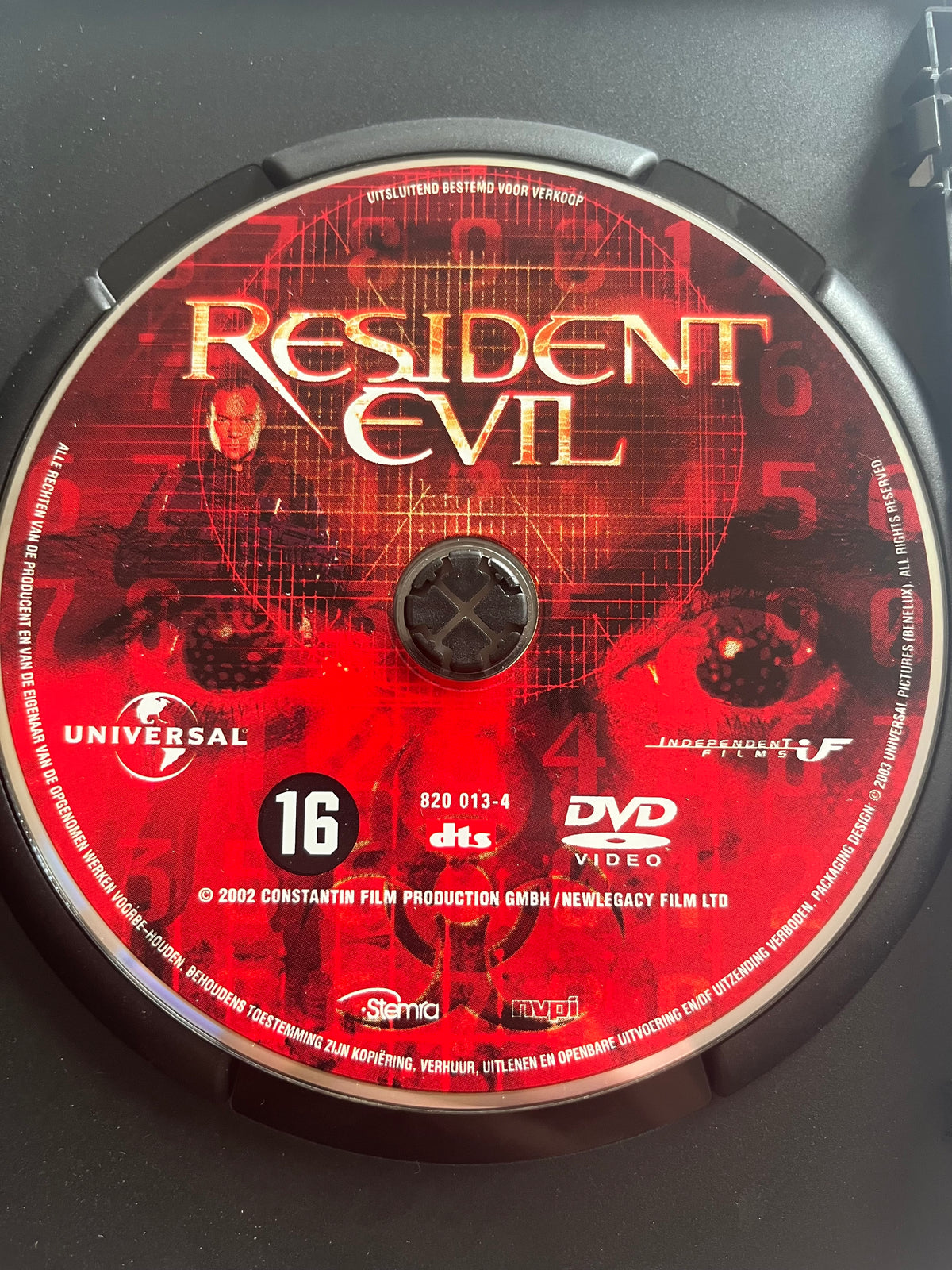Resident Evil – DVD (2002) | Milla Jovovich & Michelle Rodriguez
