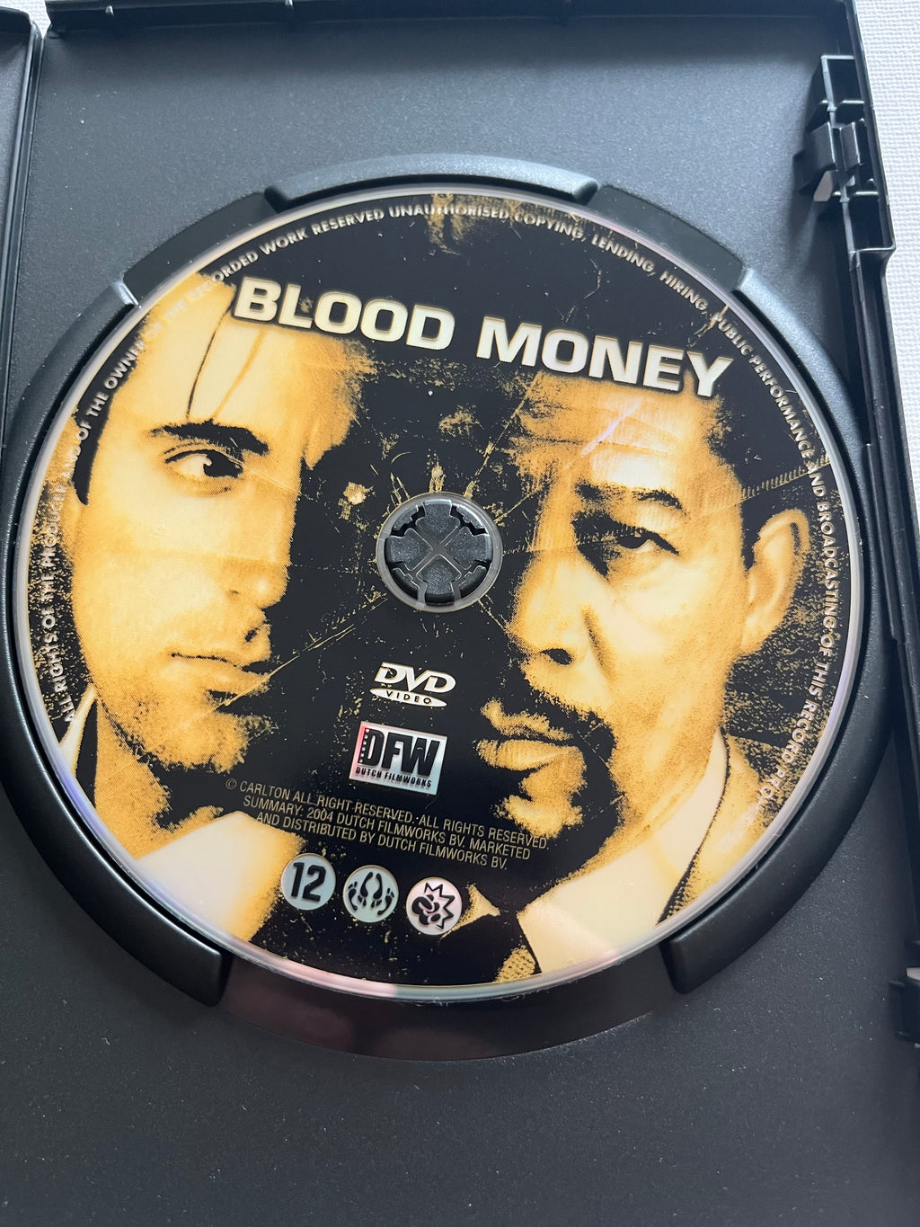 Blood Money – DVD (2012) | Morgan Freeman & Kellan Lutz