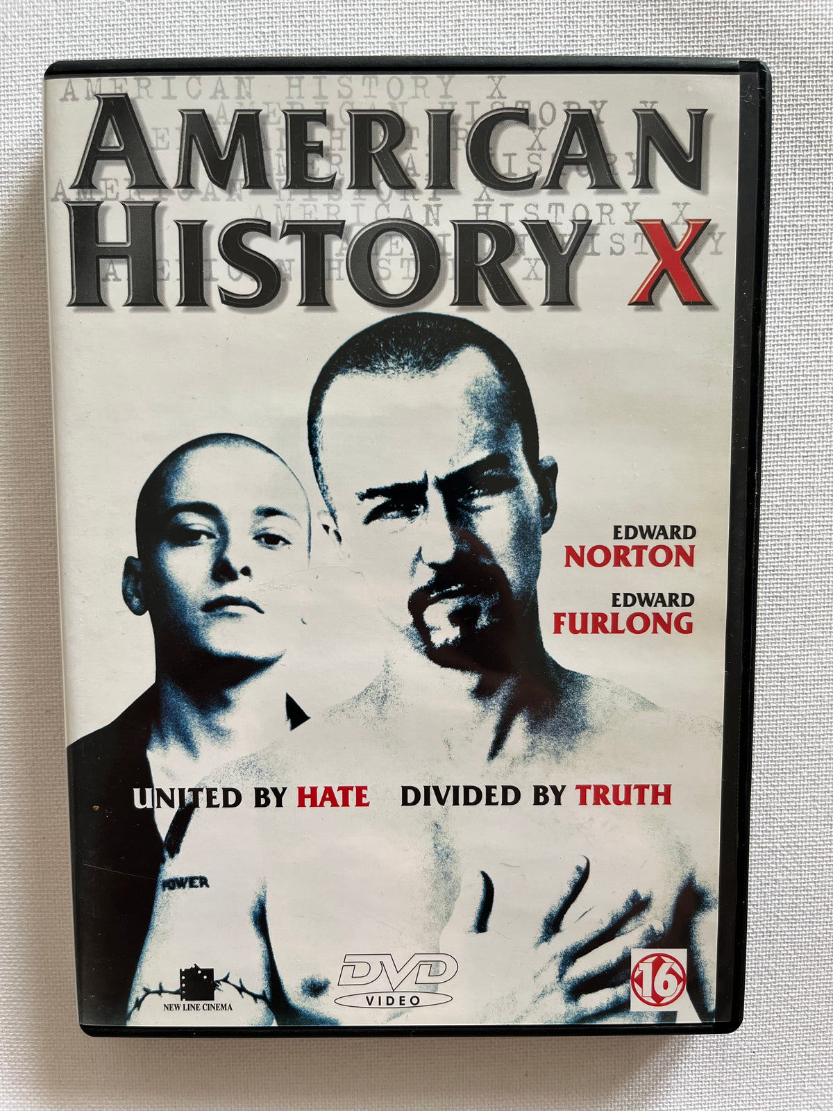 American History X – DVD (1998) | Edward Norton & Edward Furlong – Crime Drama
