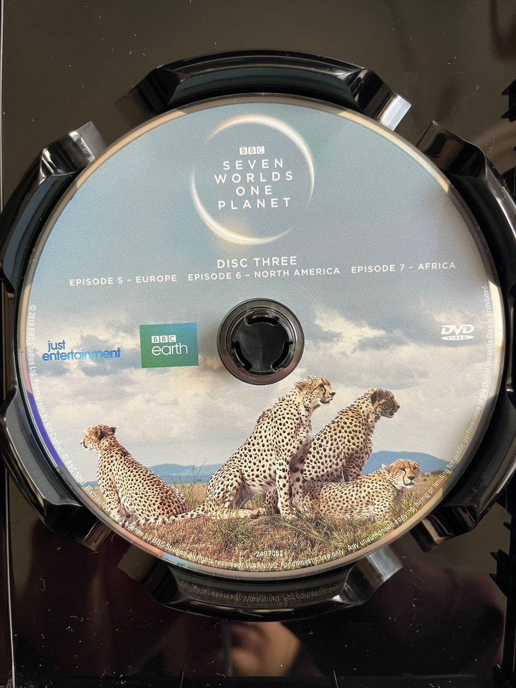 BBC Seven Worlds, One Planet – 3-Disc DVD (2019) | David Attenborough