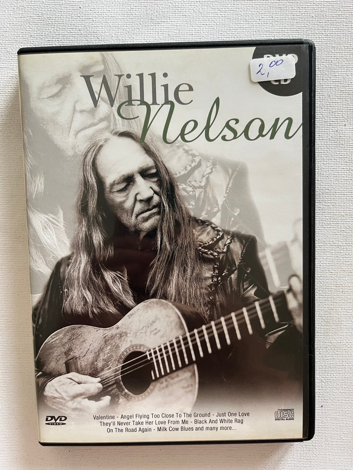 Willie Nelson – DVD + CD Set | Classic Country Music Collection