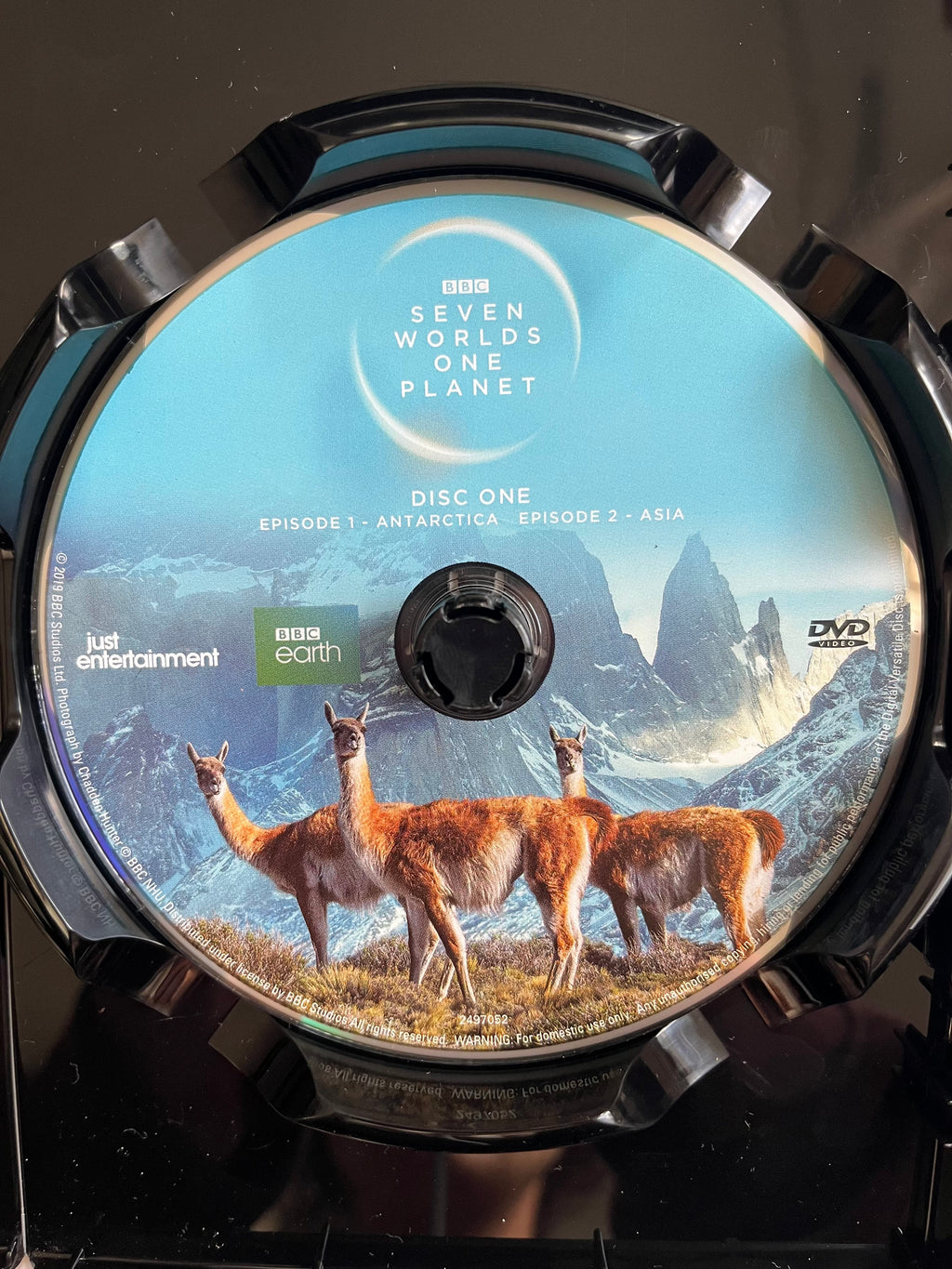 BBC Seven Worlds, One Planet – 3-Disc DVD (2019) | David Attenborough