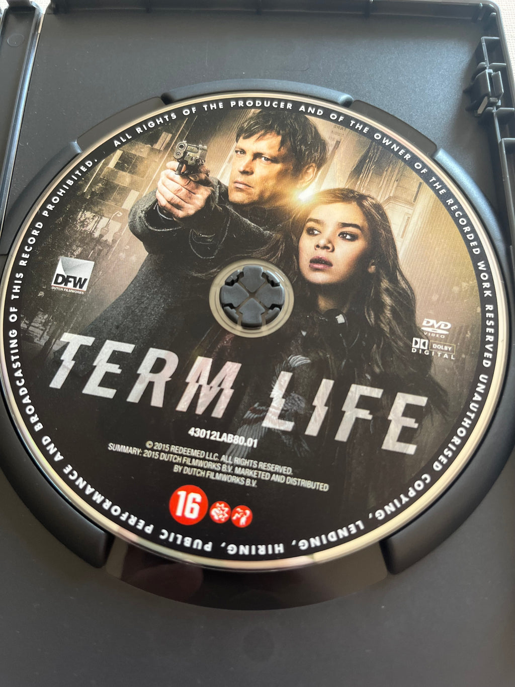 Term Life – DVD (2016) | Vince Vaughn & Hailee Steinfeld