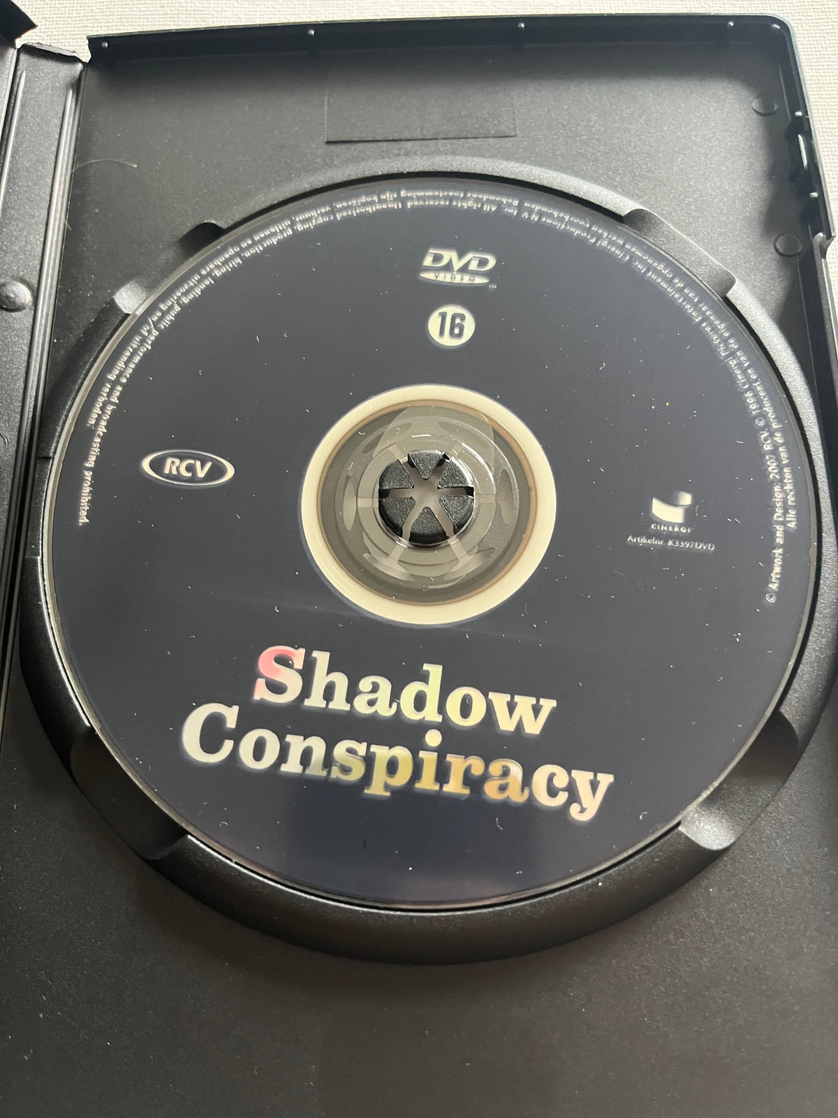 Shadow Conspiracy – DVD (1997) | Charlie Sheen & Donald Sutherland