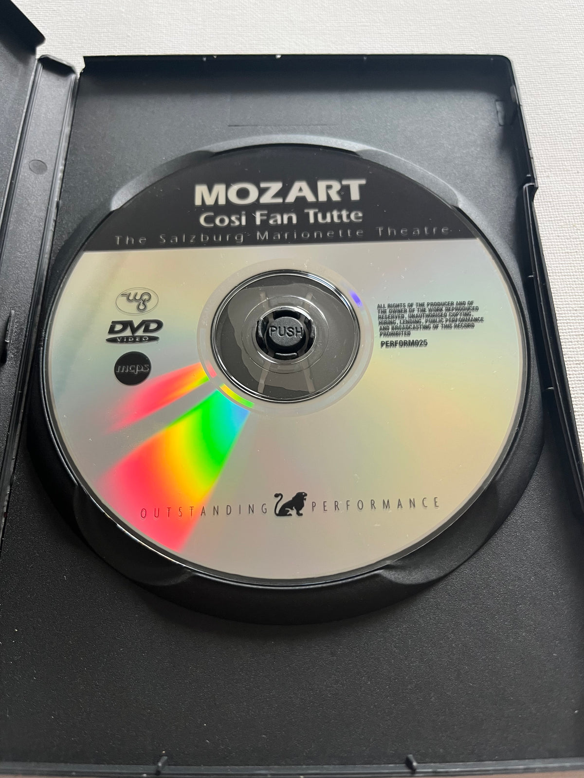 Mozart: Così fan tutte – The Salzburg Marionette Theatre – DVD | Mozart Opera