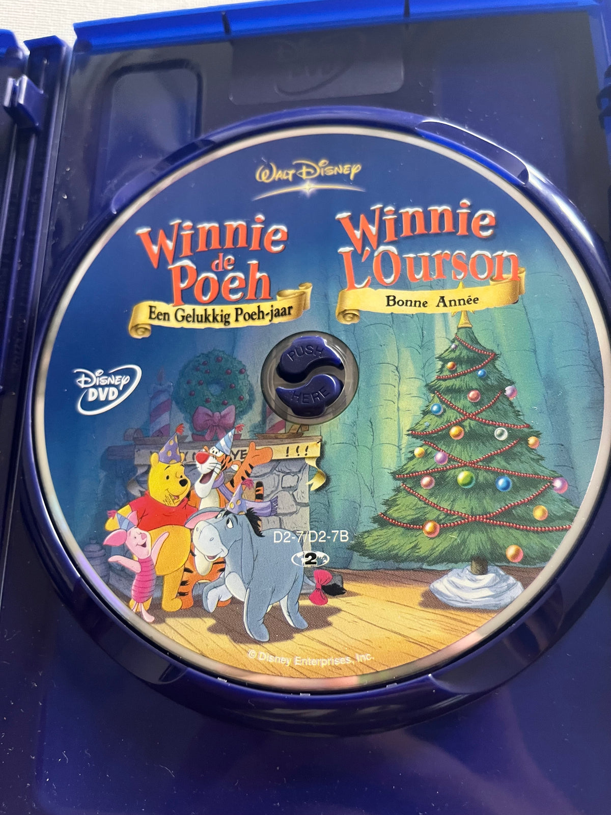 Disney Winnie the Pooh: A Very Merry Pooh Year – DVD (2002)