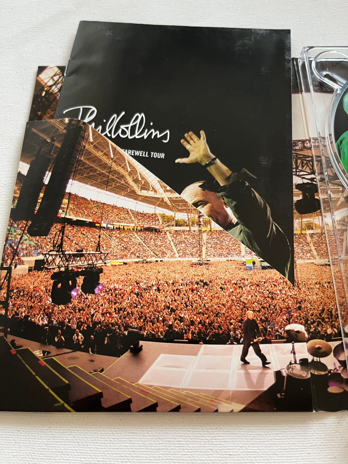 Phil Collins – Finally... The First Farewell Tour – 2-Disc DVD (2004) | Live Concert